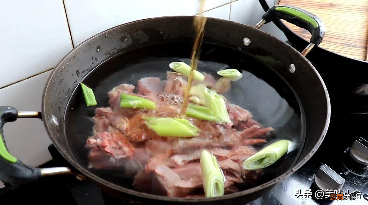 大盘鸡制作方法机器步骤窍门 大盘鸡的制作方法和配料
