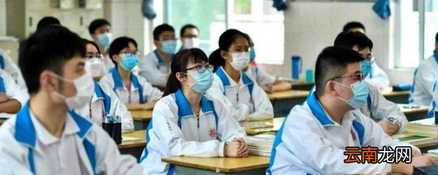 激励初三学生拼搏的话 激励初三的短句
