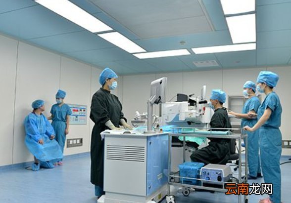 1000度近视激光多少钱 激光治疗近视眼