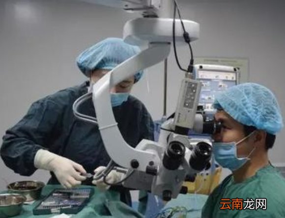 1000度近视激光多少钱 激光治疗近视眼