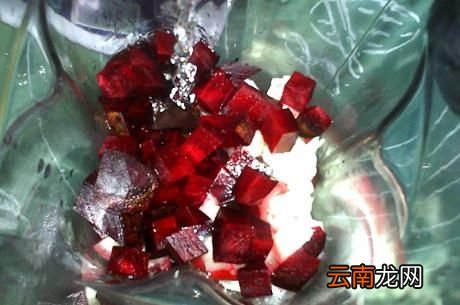 莲雾要削皮吃吗
