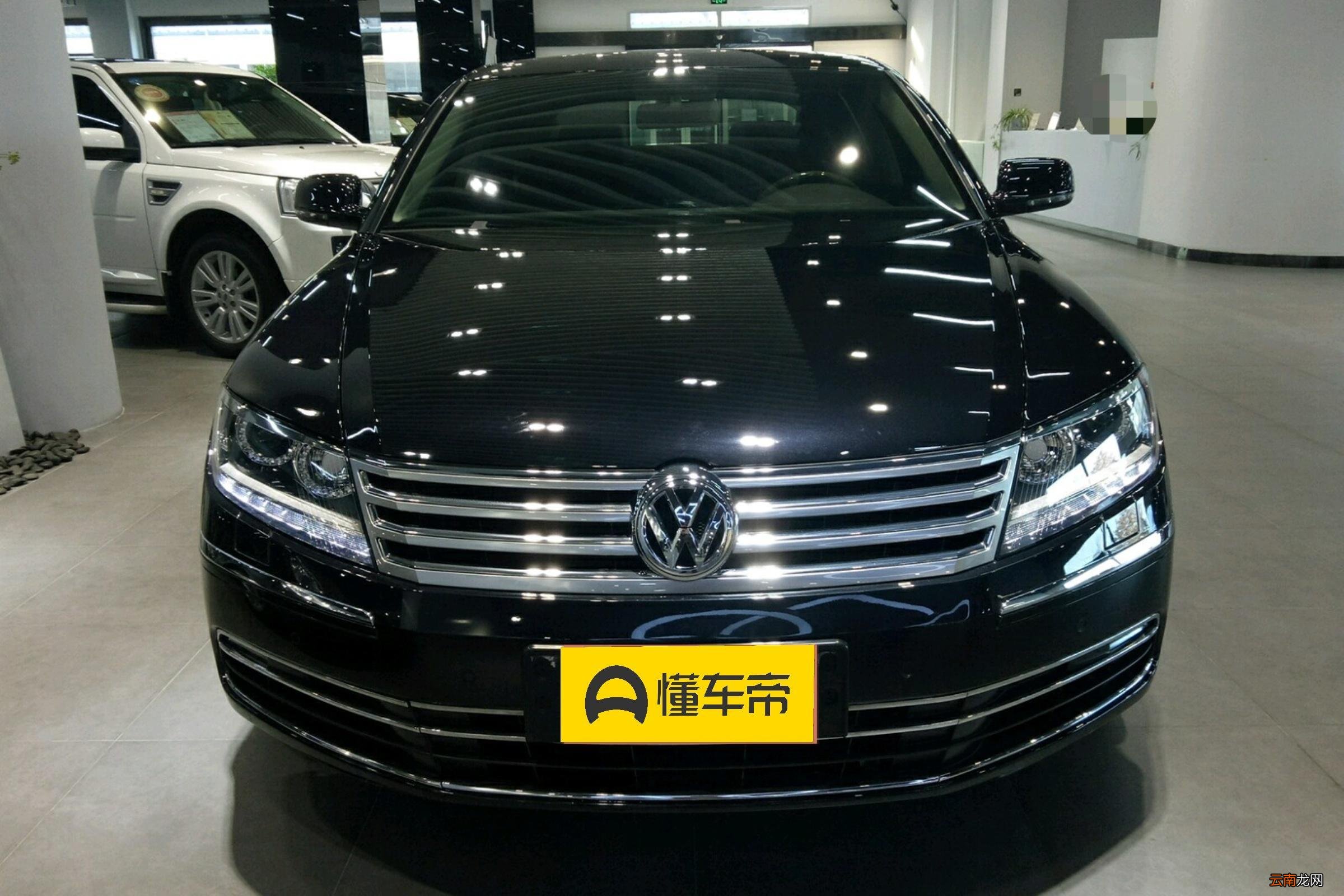 大众辉腾长啥样 辉腾后面什么样子