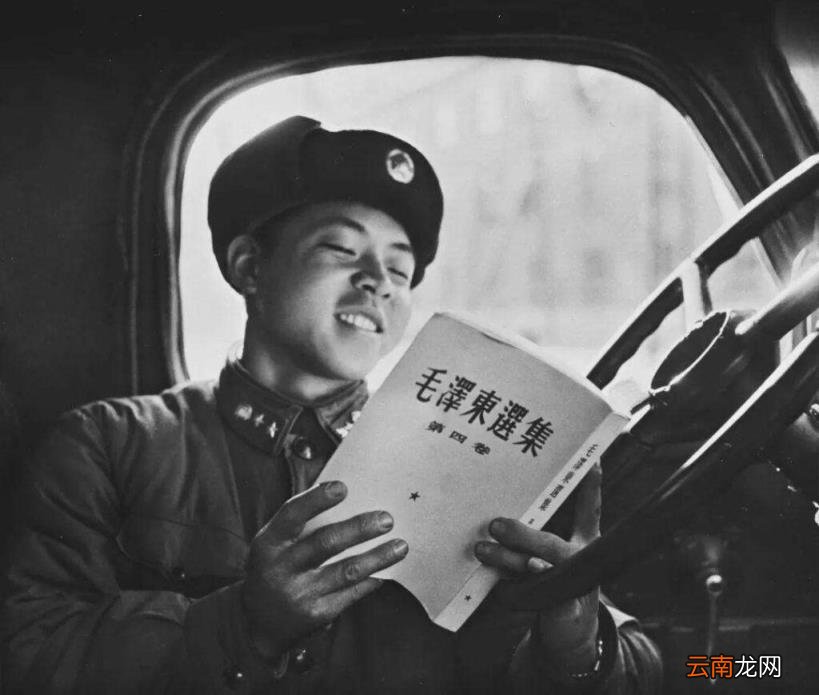 关于雷锋的事迹介绍 关于雷锋的事迹有哪些