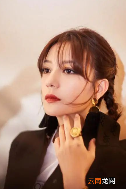 赵薇的代表作不是很多，为什么她可以登上《演员请就位》
