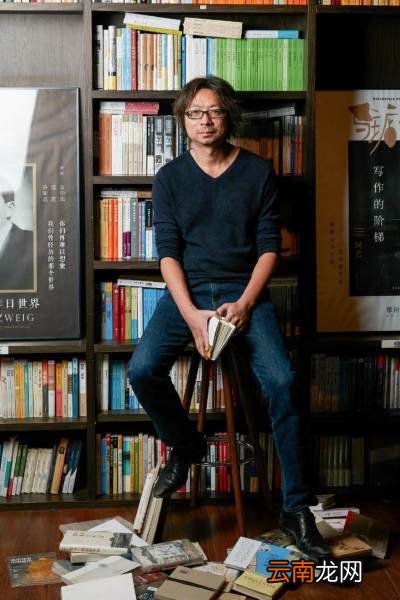 被马东怼的许知远为何如此尴尬和别扭