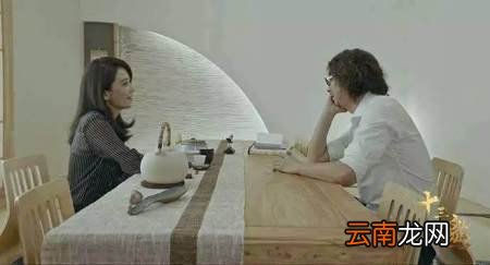 被马东怼的许知远为何如此尴尬和别扭