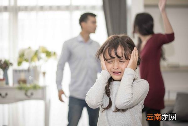 留守儿童在农村非常常见,那么农村的留守儿童都面临哪些困境