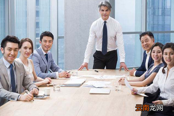 单位新领导上任作为下属如何表态发言
