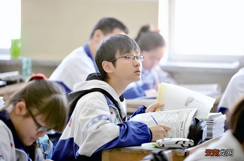 哪个工作工资高又轻松 现在什么工作工资最高