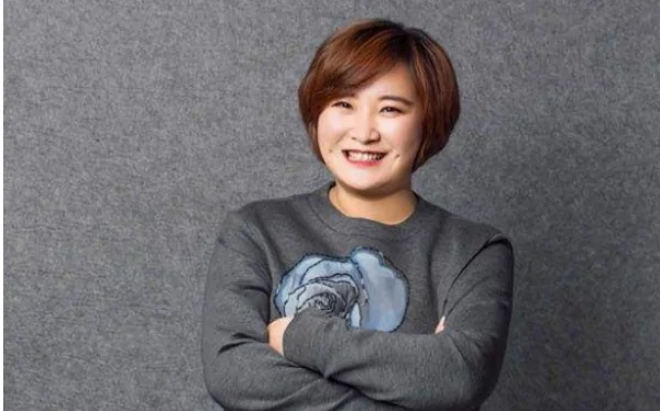 感觉自己萌萌哒是什么歌