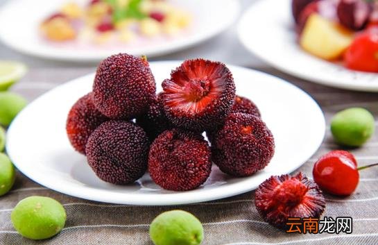 冻了的杨梅怎么吃 冰冻杨梅怎么吃比较好