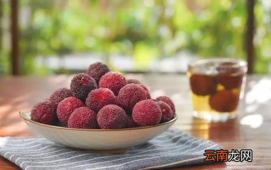 冻了的杨梅怎么吃 冰冻杨梅怎么吃比较好