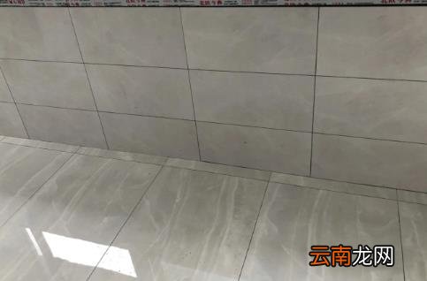 客厅和阳台瓷砖对缝有讲究吗 客厅和阳台瓷砖需要贴一样吗
