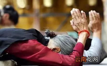 小孩要中考了去庙里拜拜要怎么拜 2022中考去庙里拜有用吗