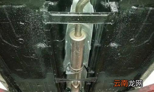 提新车时4s店必须给的6样东西 提新车打死都要这样要赠品