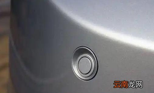 提新车时4s店必须给的6样东西 提新车打死都要这样要赠品