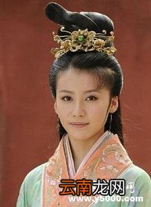 郑旦与西施都是美人，郑旦却沦为陪衬