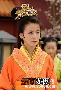 郑旦与西施都是美人，郑旦却沦为陪衬