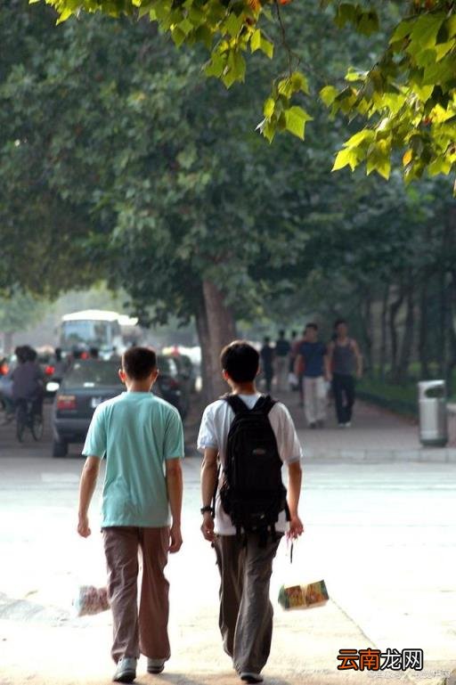 大学一般几月份放暑假 2022年大学什么时候放暑假