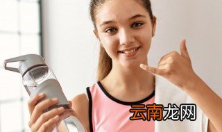 新买保温杯能用开水泡一晚吗 刚买回来水杯泡一天可以吗