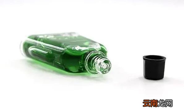 中暑涂风油精有用吗 风油精能防中暑吗