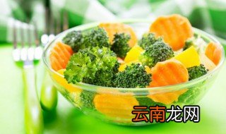 西兰花炒木耳的做法家常菜 西兰花炒木耳的做法步骤