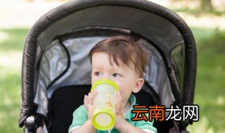 在宝宝水杯刻什么字好听 在宝宝水杯刻什么字好