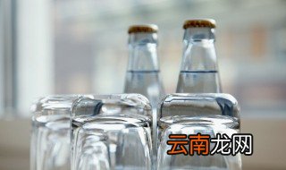 送男朋友水杯子刻什么字 送男朋友水杯子刻什么字好