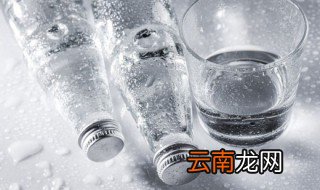 老人杯子刻字 老年人水杯上刻什么字好