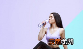 送情人水杯上刻什么字 送情人水杯上刻什么字好