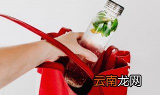 约会过两次适合送杯子吗，约会过两次适合送杯子吗男生