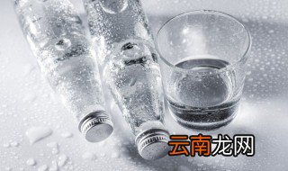 水杯男士刻什么字好，水杯男士刻什么字好呢