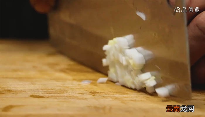 土豆炖牛腩的做法 土豆炖牛腩如何做