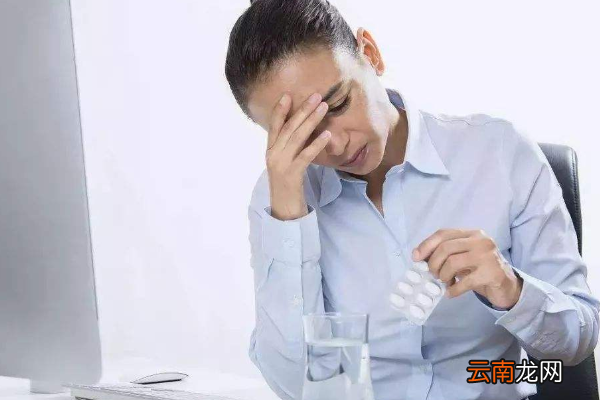 植物神经紊乱的主要表现症状是什么？