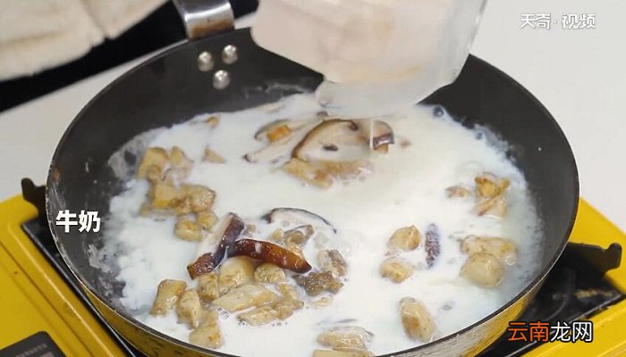 奶油蘑菇浓汤的做法 奶油蘑菇浓汤怎么做