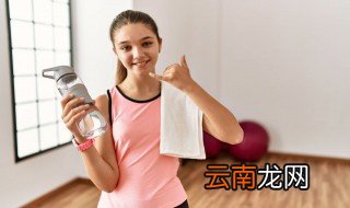 如何识别pc材质水杯 什么是pc材质水杯