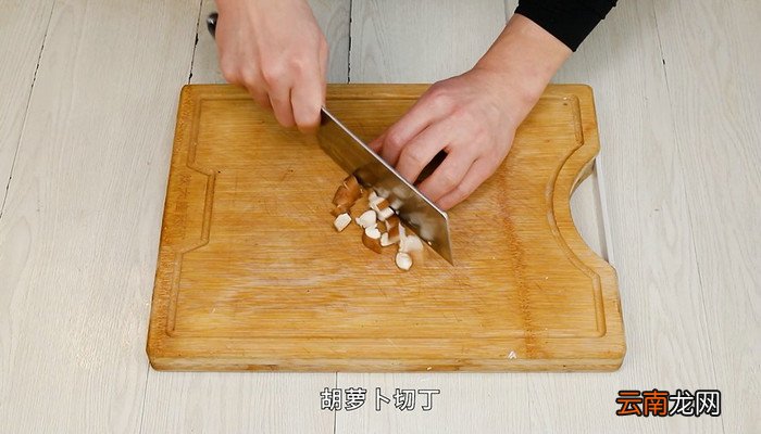腊肠香菇炒饭的做法 腊肠香菇炒饭怎么做