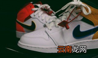 球鞋如何清洗 球鞋怎么清洗干净污渍