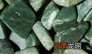 怎样挑选玉吊坠平安扣 翡翠平安扣怎么挑