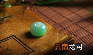 翡翠竖条纹 翡翠竖绵纹什么样