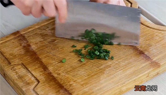 火腿炖萝卜汤怎么做 火腿炖萝卜汤的做法