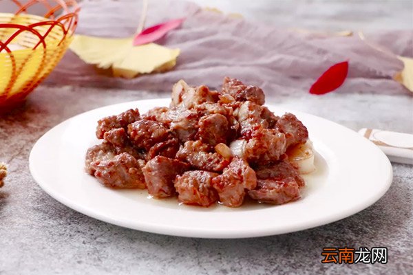 葱爆羊肉丁的做法 羊肉怎么做好吃