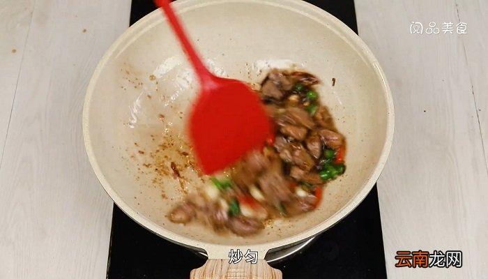 蒜烧牛肉粒怎么做 蒜烧牛肉粒的做法是什么