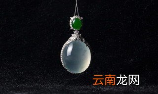 属鸡女孩戴什么辟邪好呢 属鸡女孩戴什么辟邪好