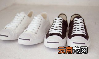 帆布鞋发黄怎么清洗 黑色帆布鞋发黄怎么清洗