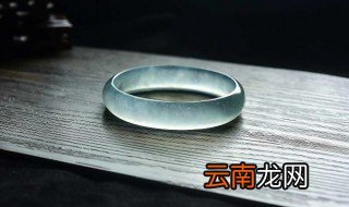 女子祛病辟邪戴什么好点 女子祛病辟邪戴什么好