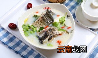 鲫鱼汤为什么是乳白色的 鲫鱼汤为什么会变成乳白色
