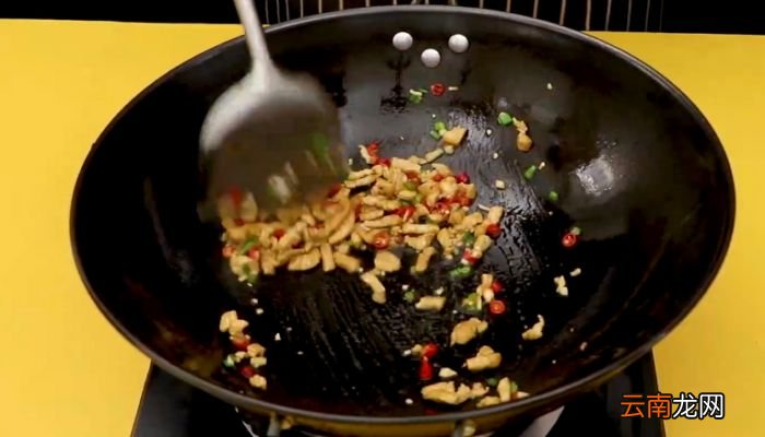 辣炒毛豆鸡丁的做法辣炒毛豆鸡丁怎么做