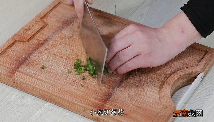番茄茄丁打卤面的做法 番茄茄丁打卤面怎么做