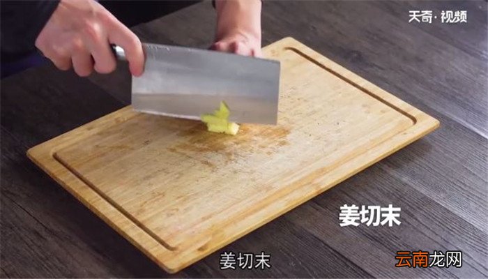 酸菜炒春笋的做法 酸菜炒春笋怎么做